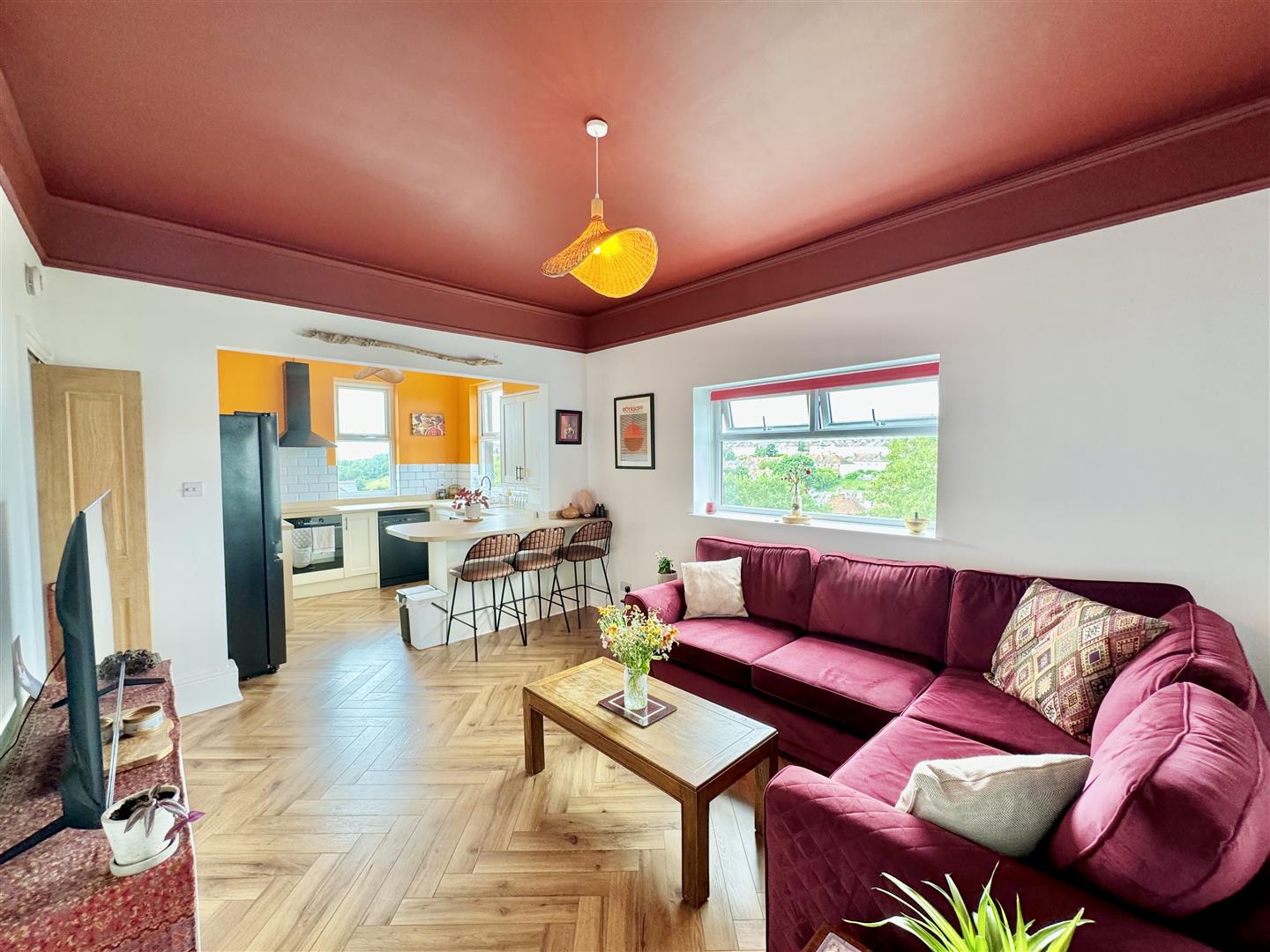 3 bed property in Ashburnham Road, Hastings